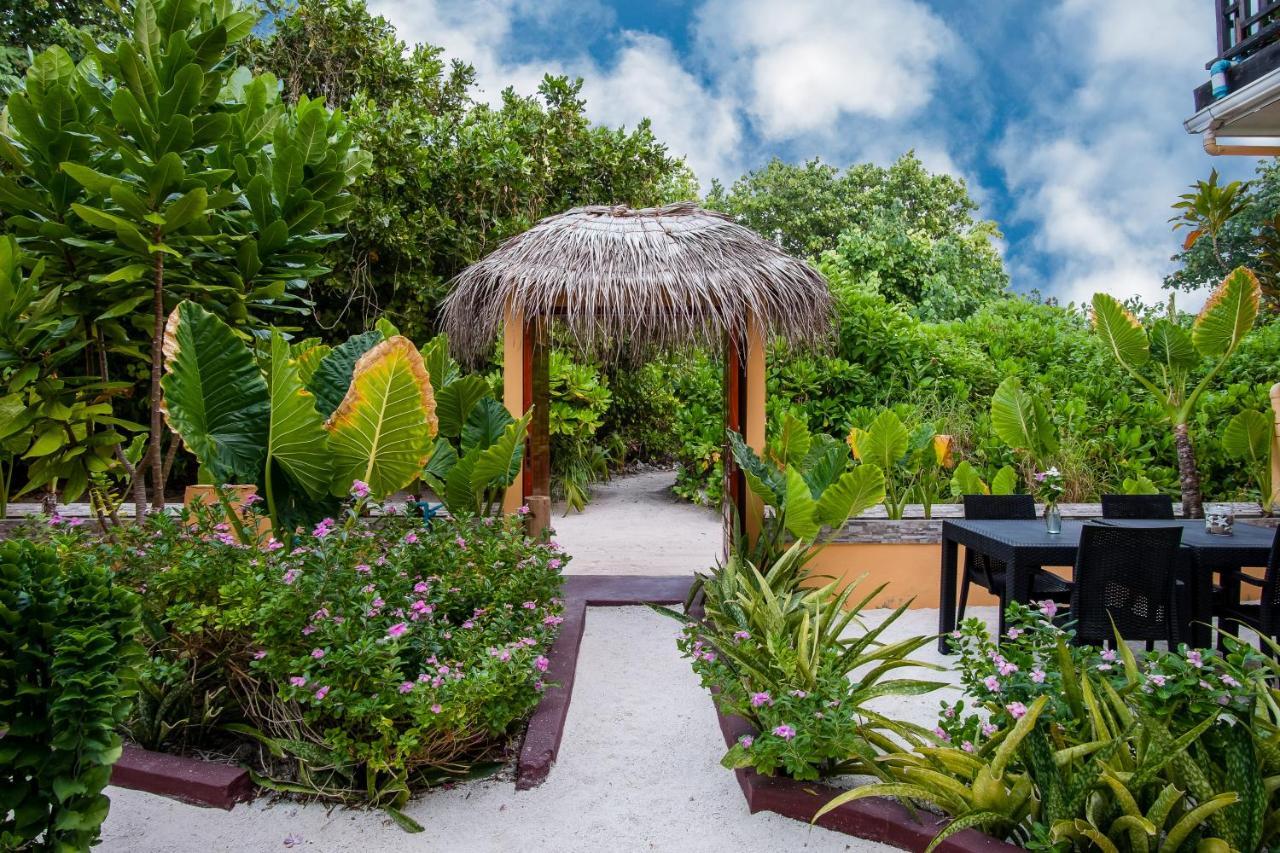 Sea View Villa Ukulhas Exterior photo