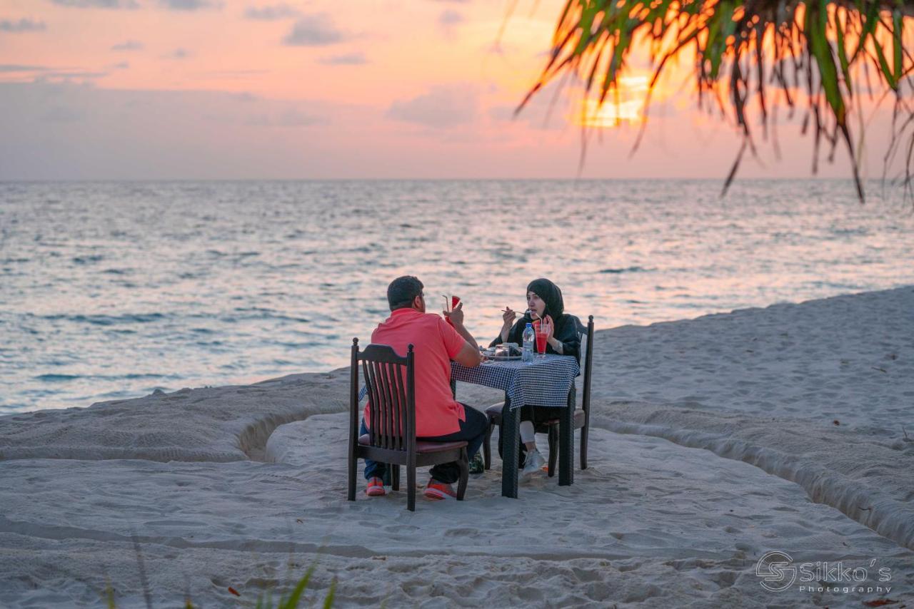 Sea View Villa Ukulhas Exterior photo